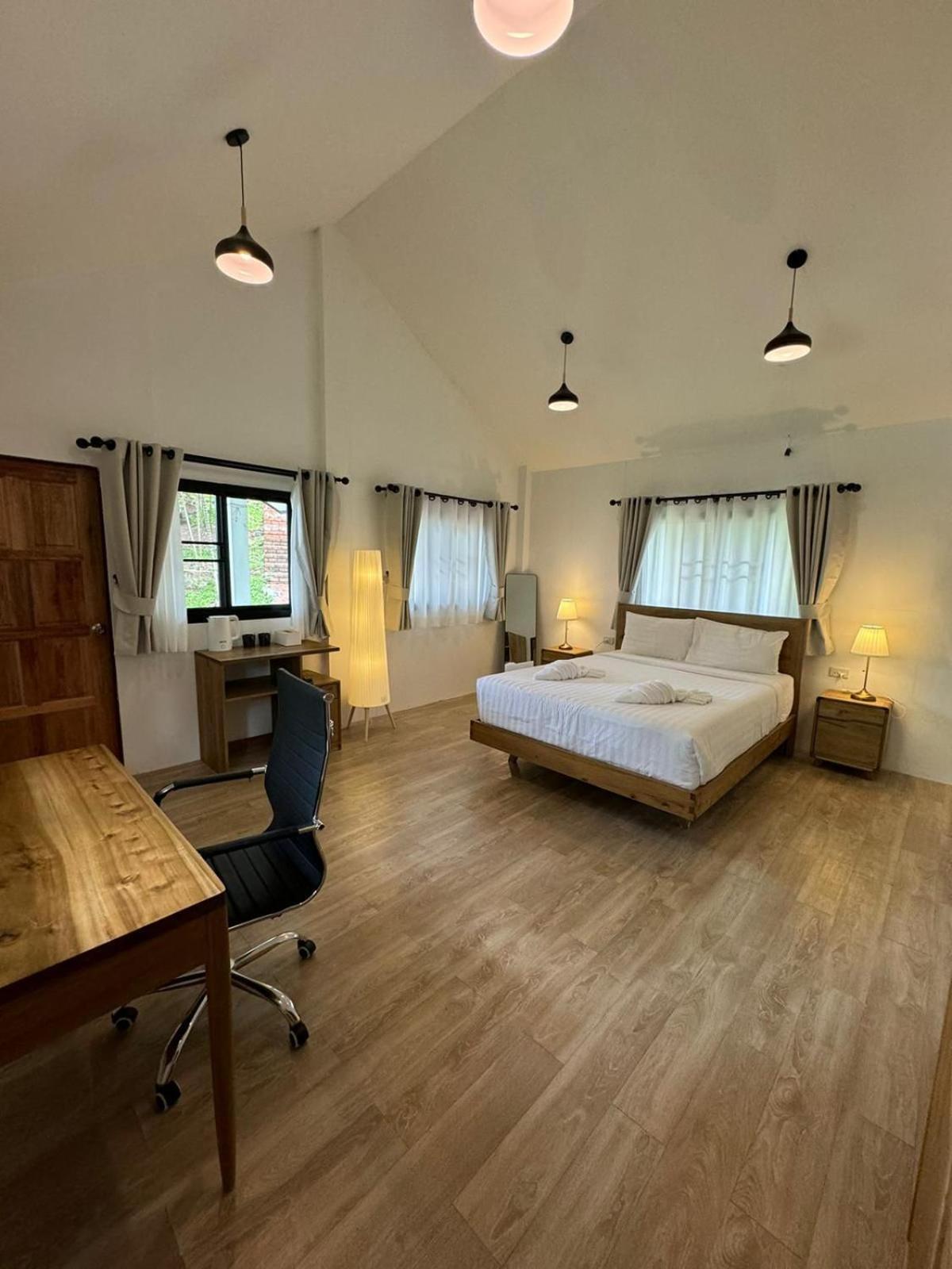 Golden Hill Resort Wok Tum Ngoại thất bức ảnh